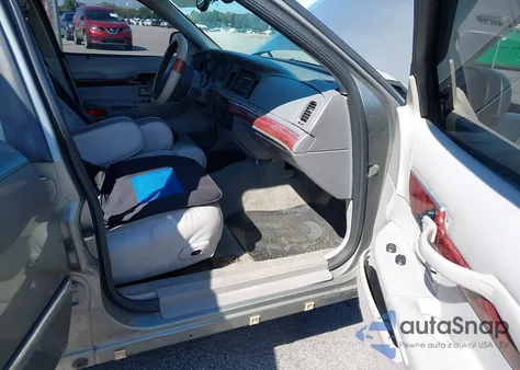 2000 Mercury Grand Marquis Ls z USA, uszkodzony, nr VIN 2MEFM75W8YX637010